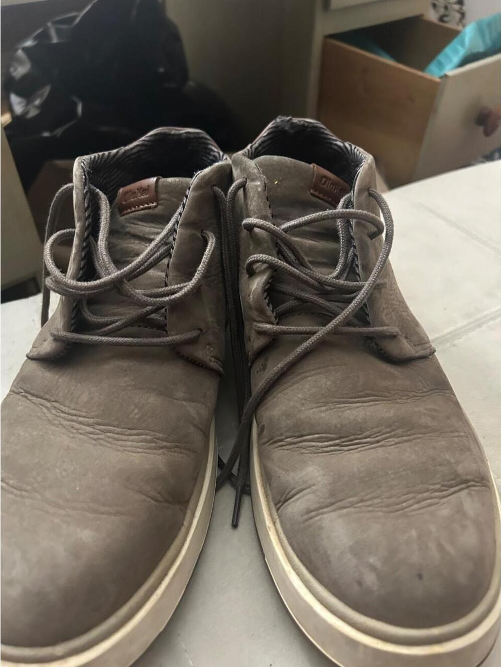 Olukai gray leather comfort chukka boots size US 11.5